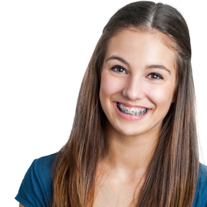 a smiling female teen patient wearing braces